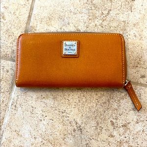 Dooney & Bourke Large Zip Around Wallet